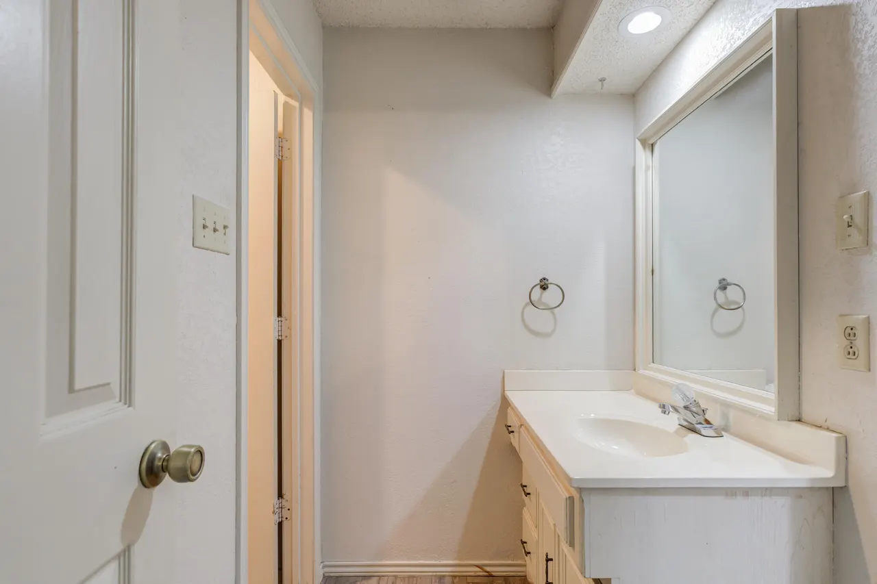 Photo 8 — 4928 64th  Street, Lubbock, TX 79414