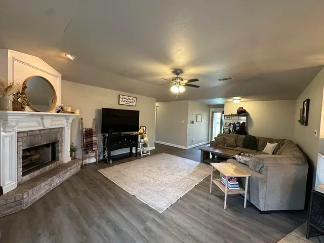 Photo 2 — 3907 Stevens Street, Plainview, TX 79072