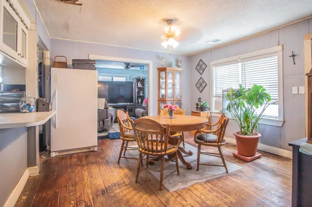 Photo 4 — 1501 8th Street, Levelland, TX 79336
