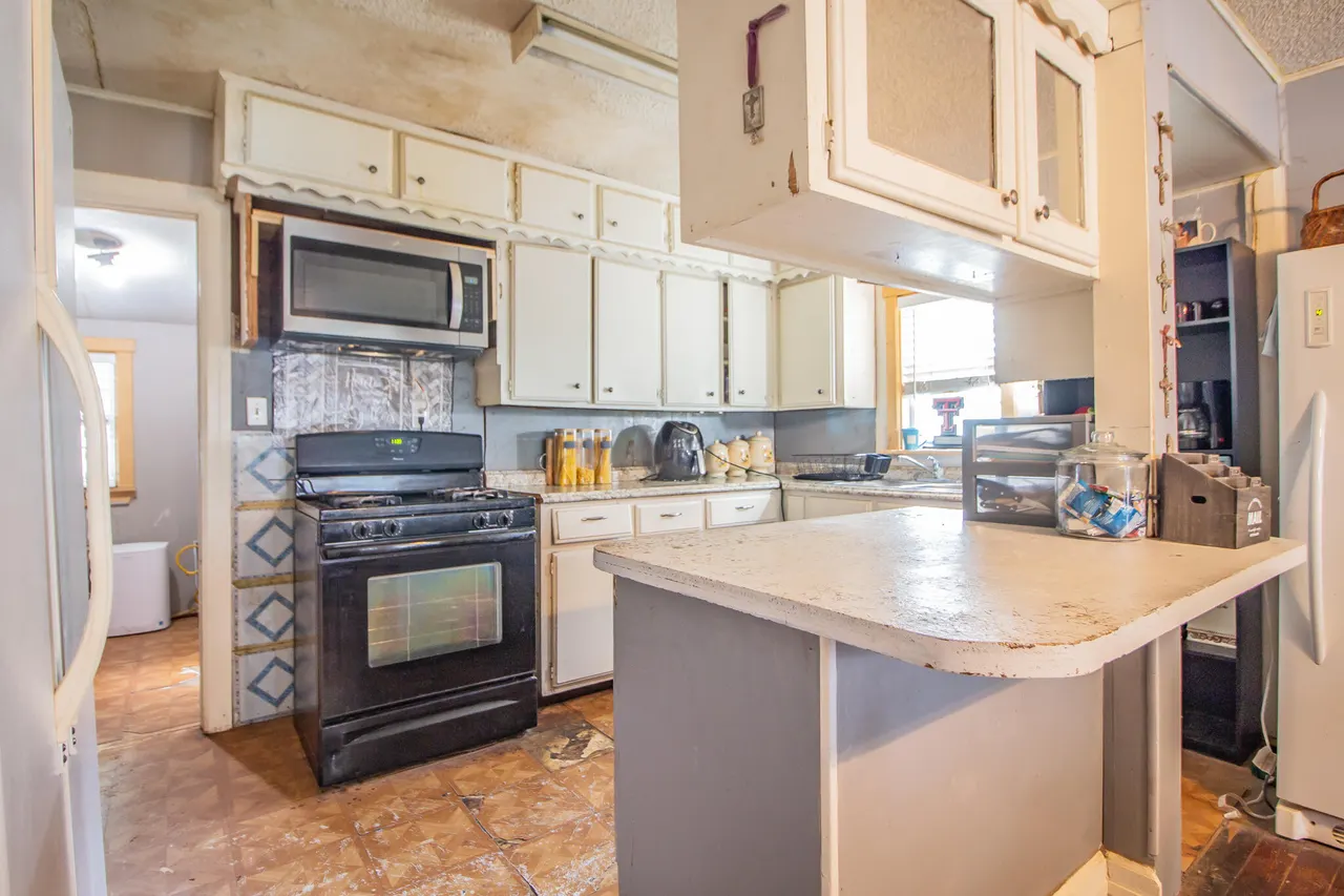 Photo 5 — 1501 8th Street, Levelland, TX 79336
