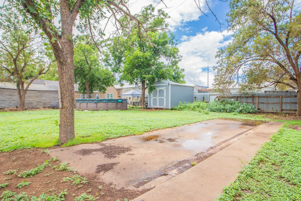 Photo 14 — 1501 8th Street, Levelland, TX 79336