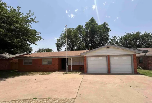 Front exterior — 4717 27th Street, Lubbock, TX 79410