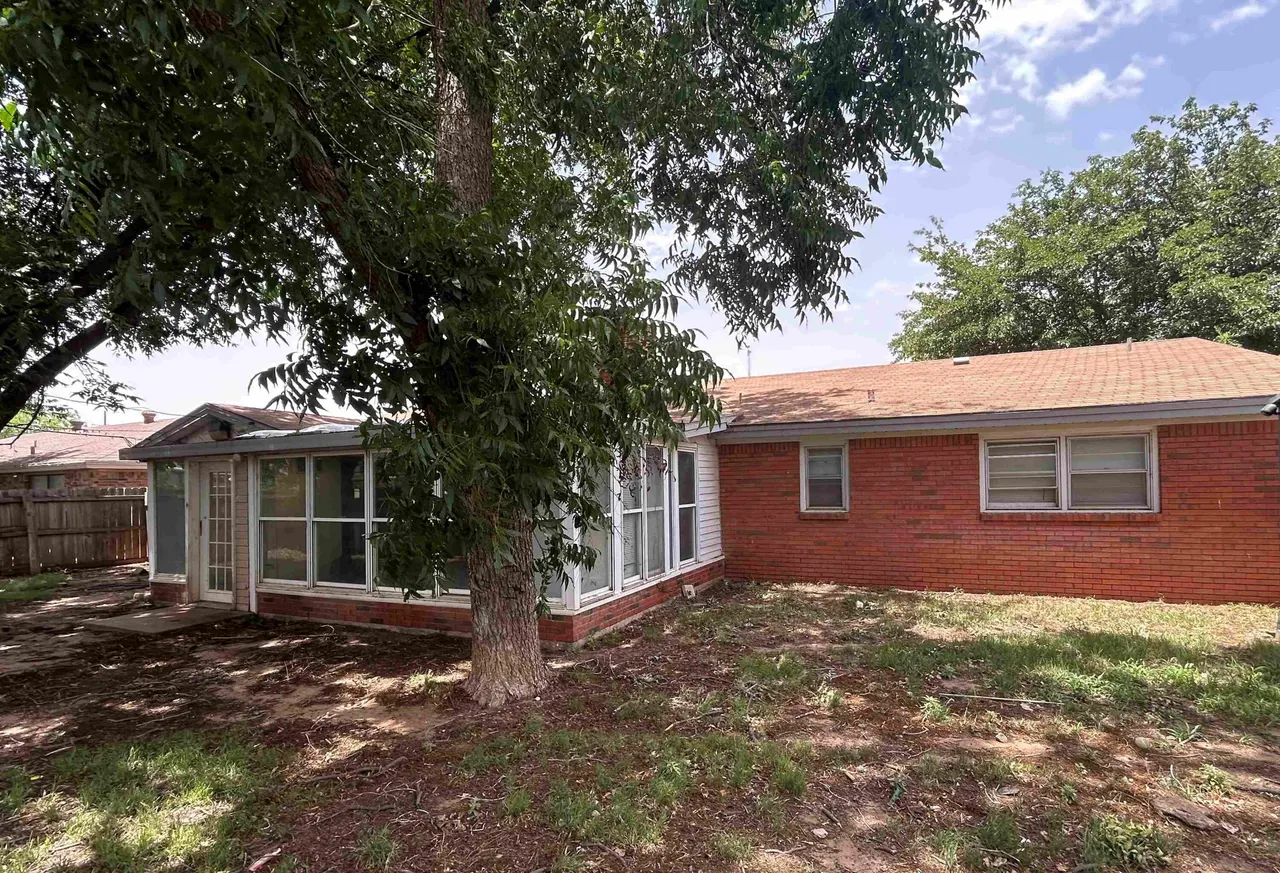 Photo 16 — 4717 27th Street, Lubbock, TX 79410