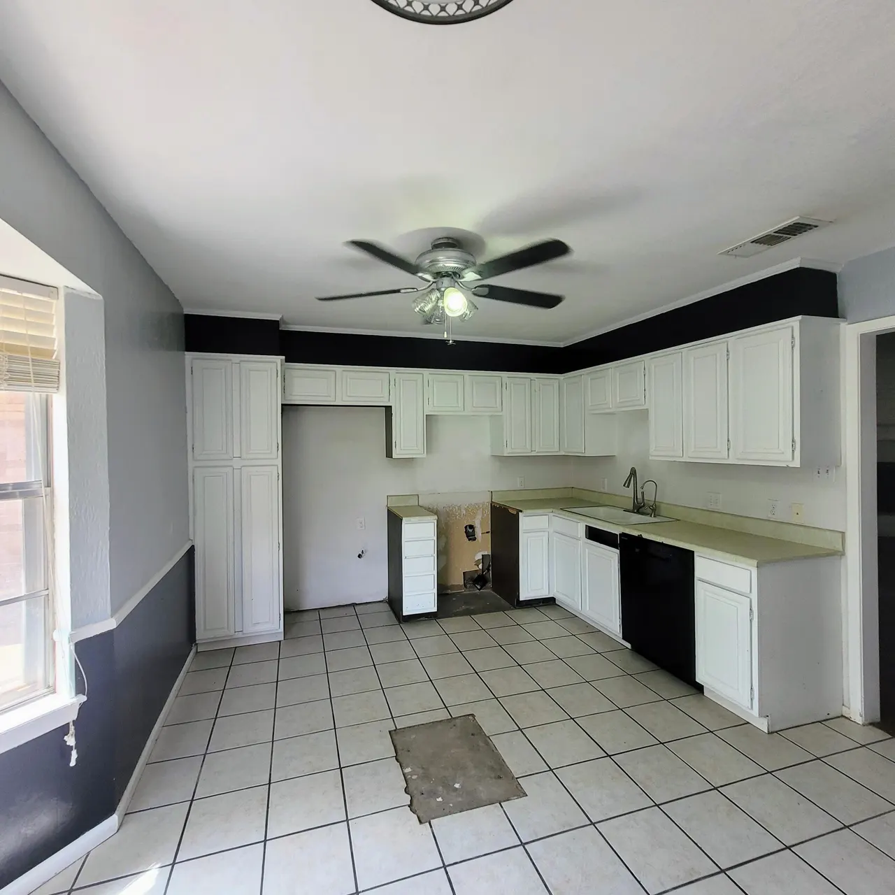 Photo 5 — 104 Holly Circle, Levelland, TX 79336