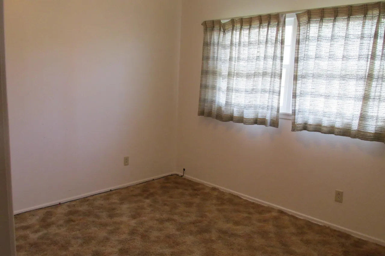 Photo 9 — 2008 69th Street, Lubbock, TX 79412