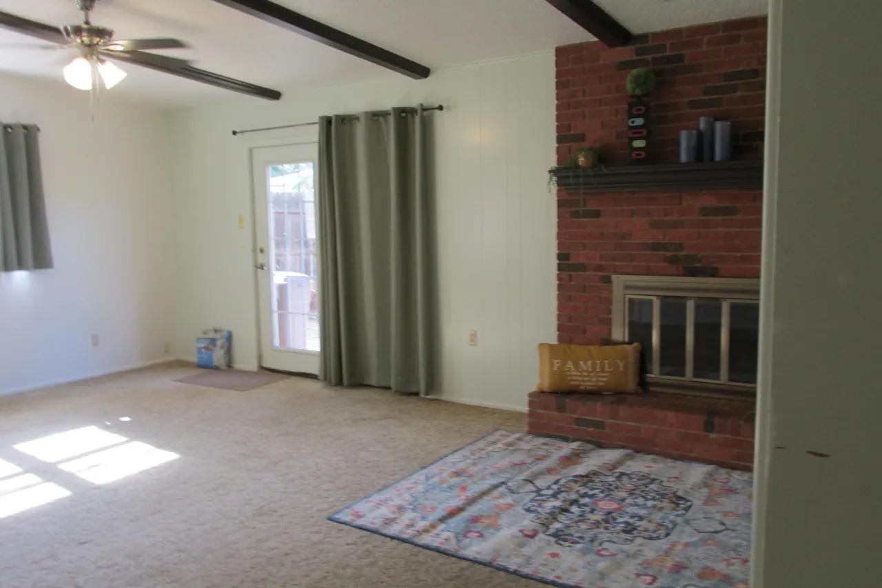 Photo 15 — 2008 69th Street, Lubbock, TX 79412