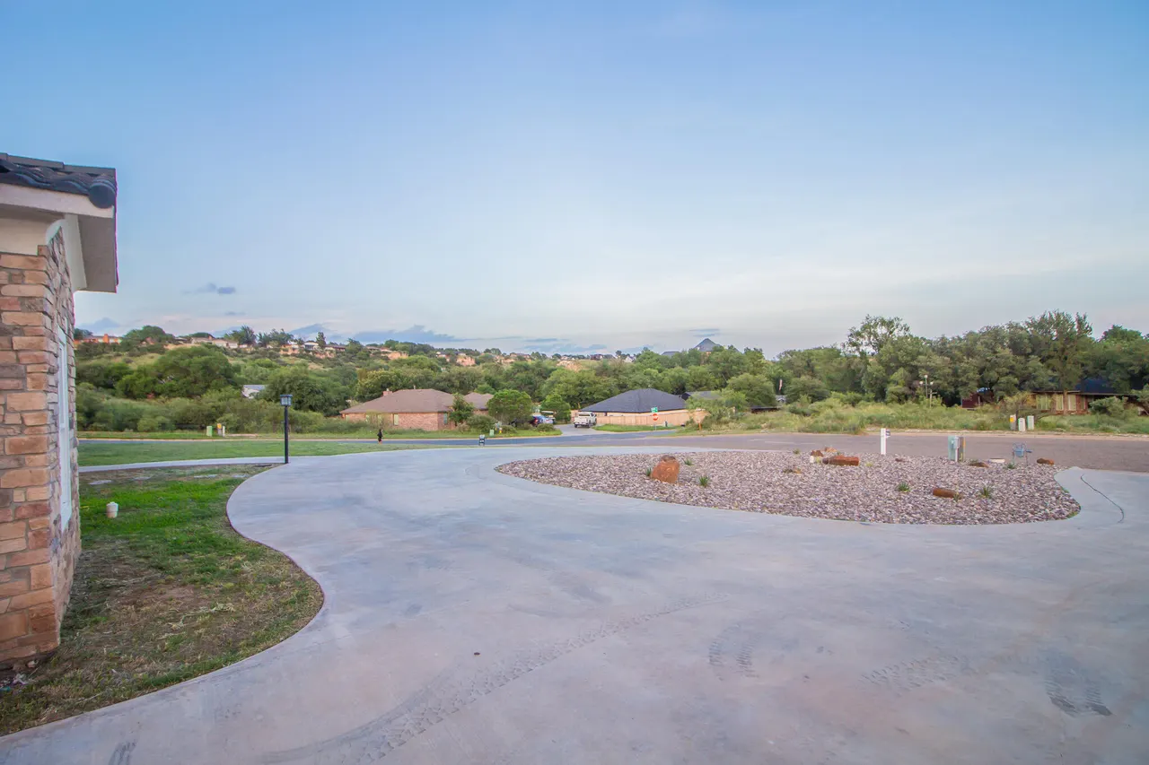 Photo 6 — 4 Aztec Lane, Ransom Canyon, TX 79366
