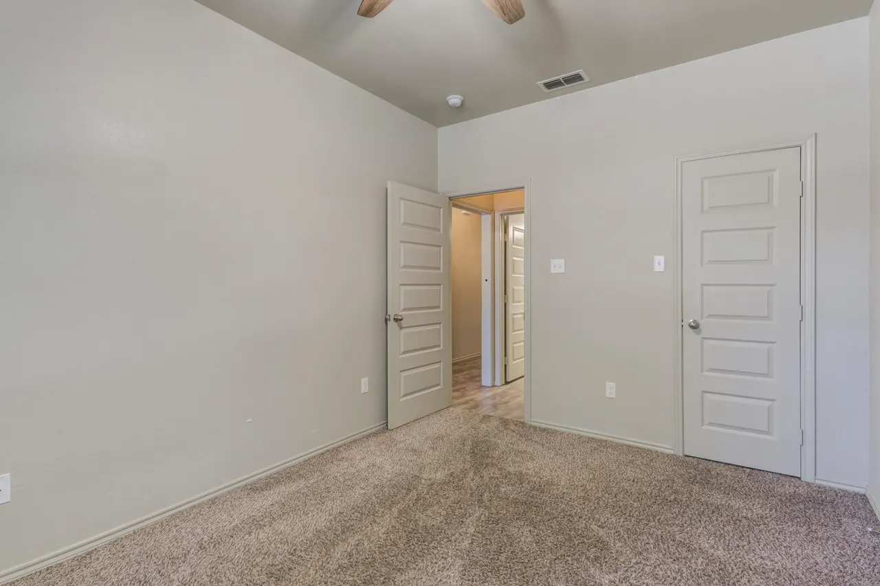 Photo 21 — 2142 10th Street, Lubbock, TX 79401