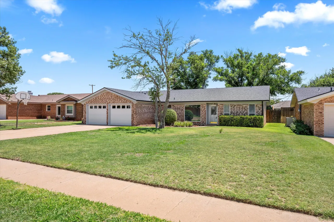 Photo 25 — 105 San Jacinto Avenue, Levelland, TX 79336