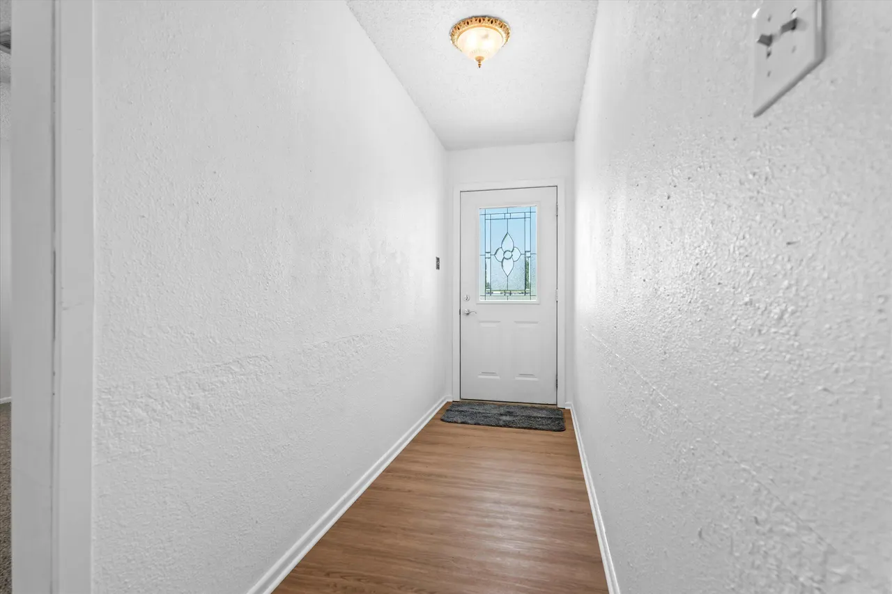 Photo 3 — 105 San Jacinto Avenue, Levelland, TX 79336