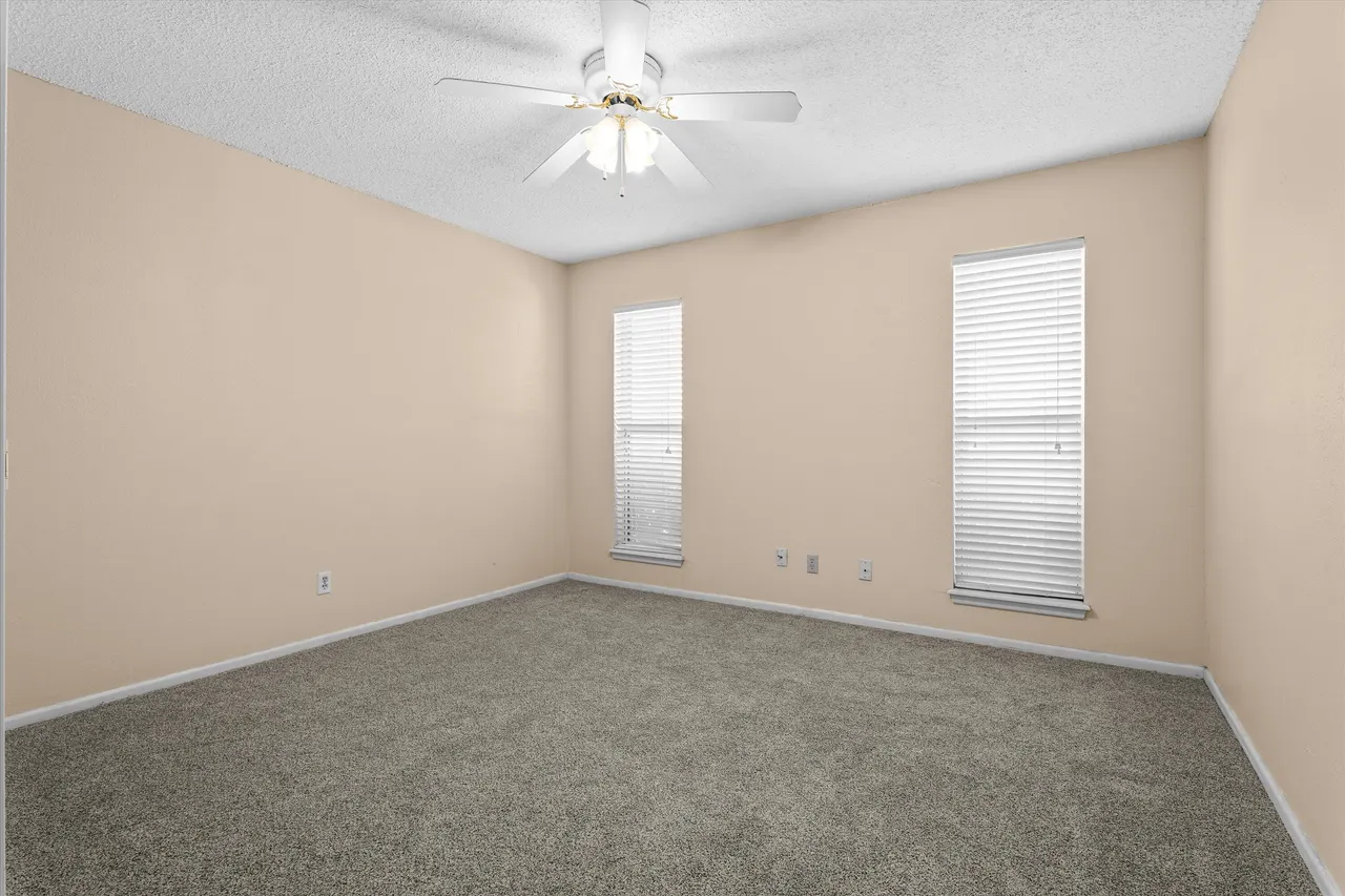 Photo 17 — 105 San Jacinto Avenue, Levelland, TX 79336