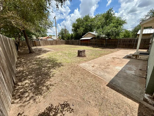 Photo 6 — 2214 25th Street, Lubbock, TX 79411