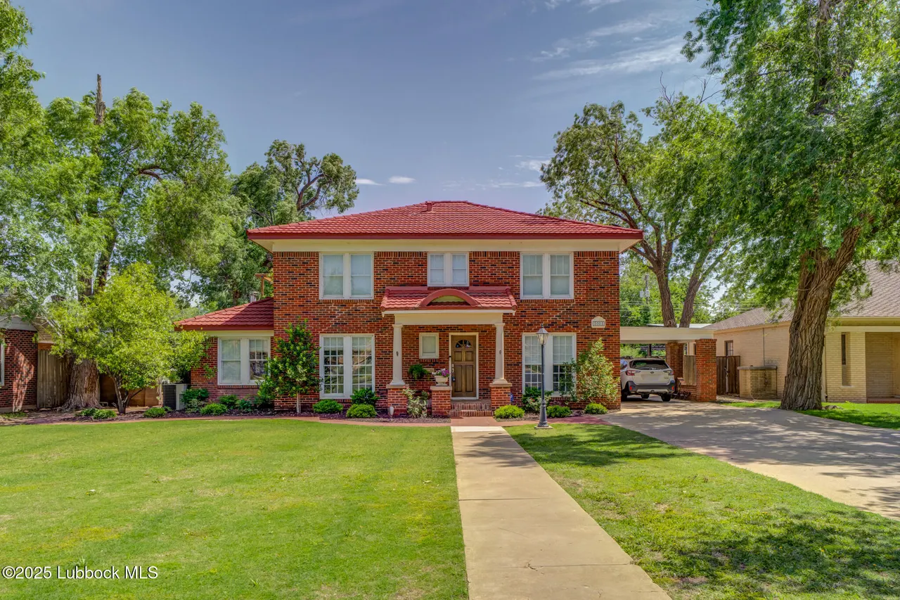 Photo 2 — 3003 19th Street, Lubbock, TX 79410