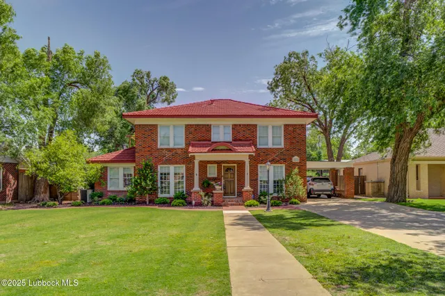 Photo 2 — 3003 19th Street, Lubbock, TX 79410