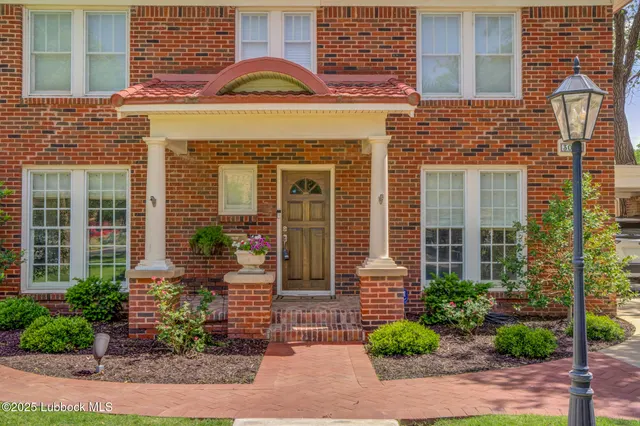 Photo 4 — 3003 19th Street, Lubbock, TX 79410