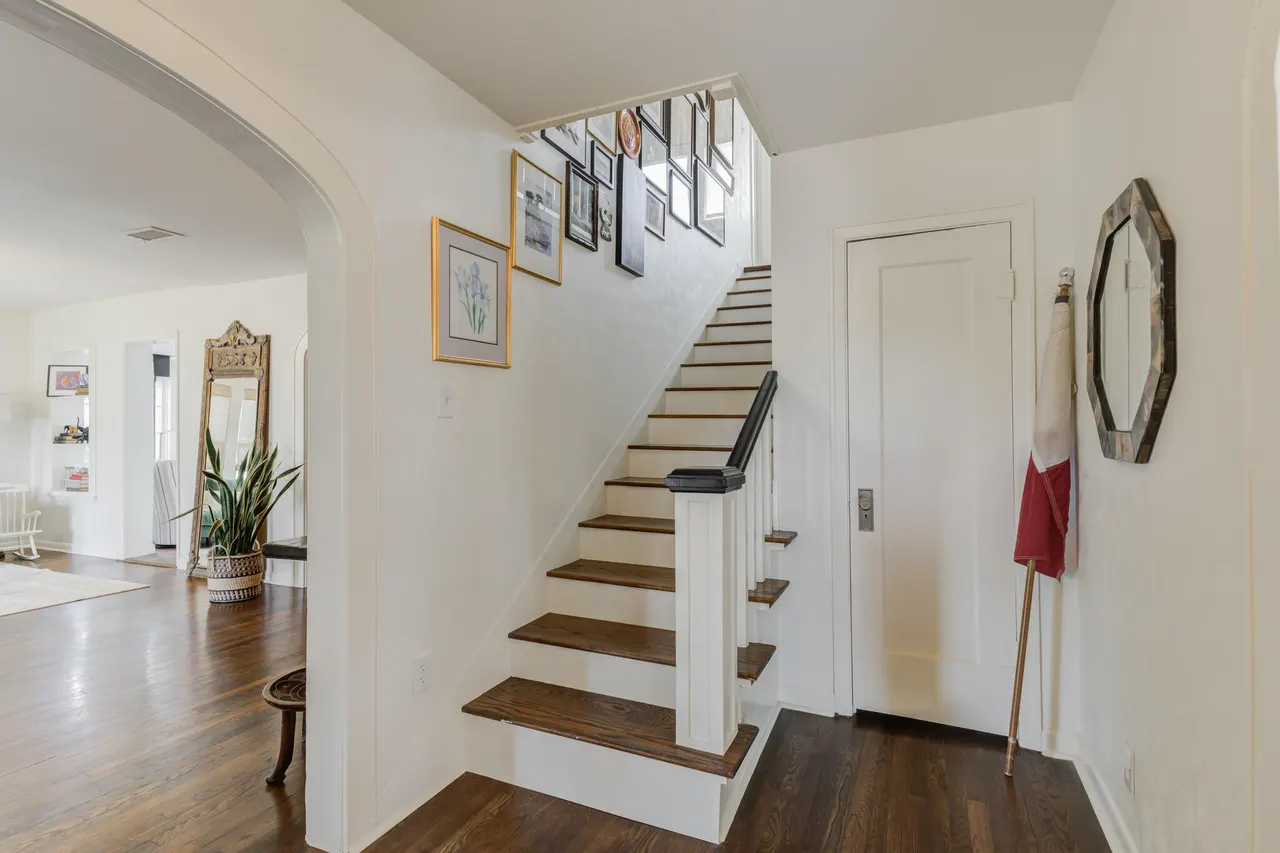 Photo 5 — 3003 19th Street, Lubbock, TX 79410