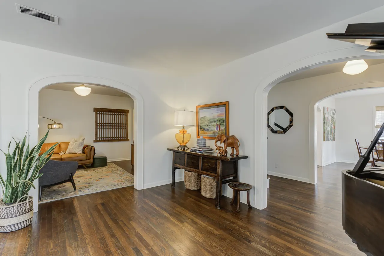 Photo 11 — 3003 19th Street, Lubbock, TX 79410