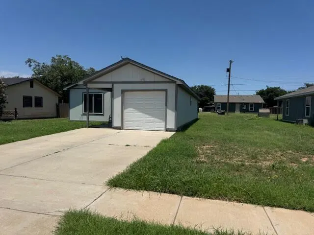 Photo 2 — 1711 E Colgate Street, Lubbock, TX 79403