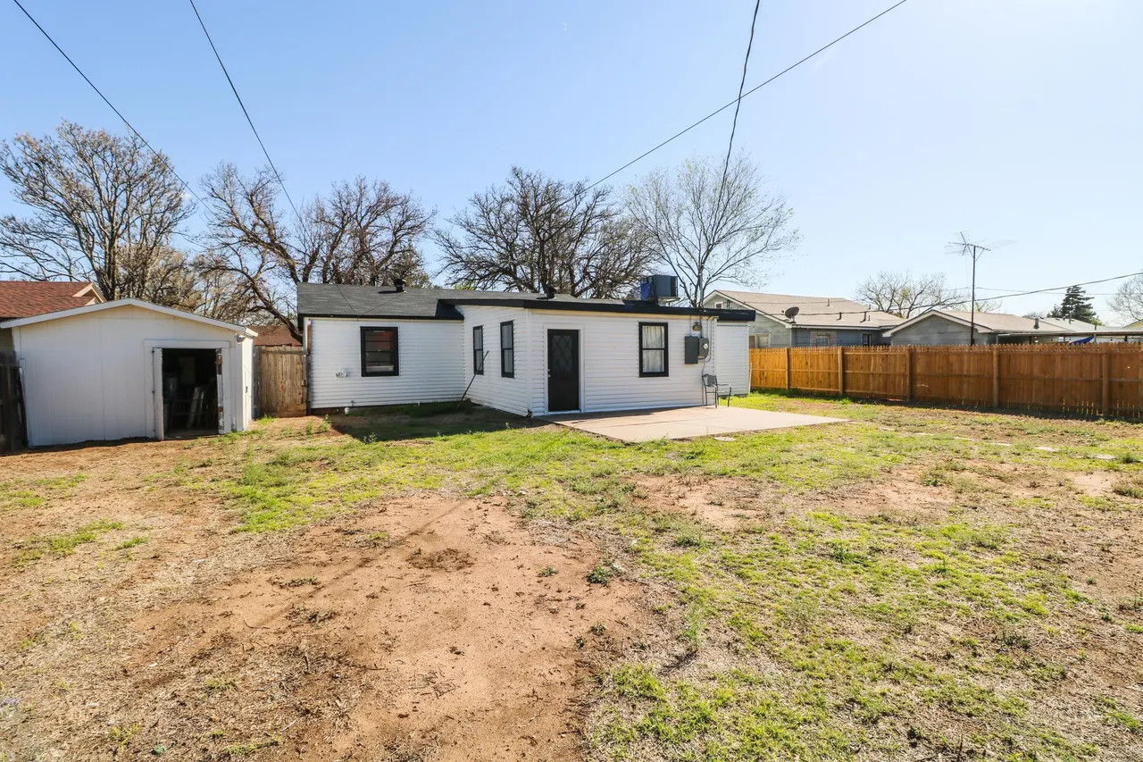 Photo 23 — 303 E 15th Street, Littlefield, TX 79339