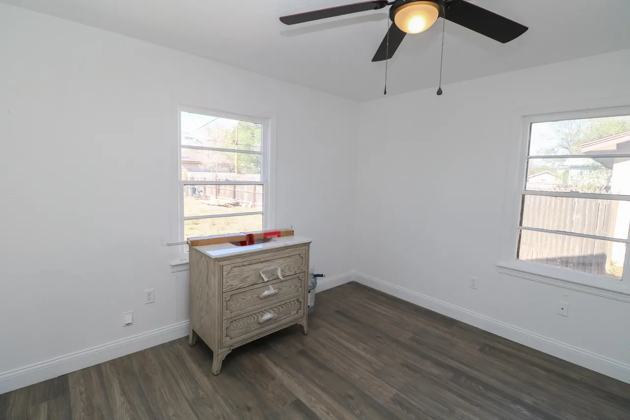 Photo 13 — 303 E 15th Street, Littlefield, TX 79339