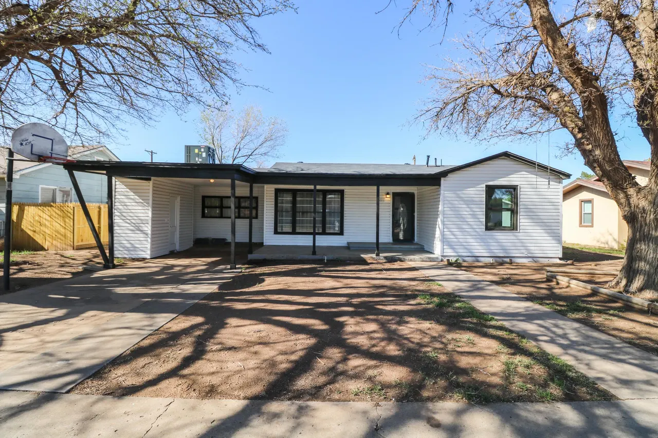 Photo 22 — 303 E 15th Street, Littlefield, TX 79339