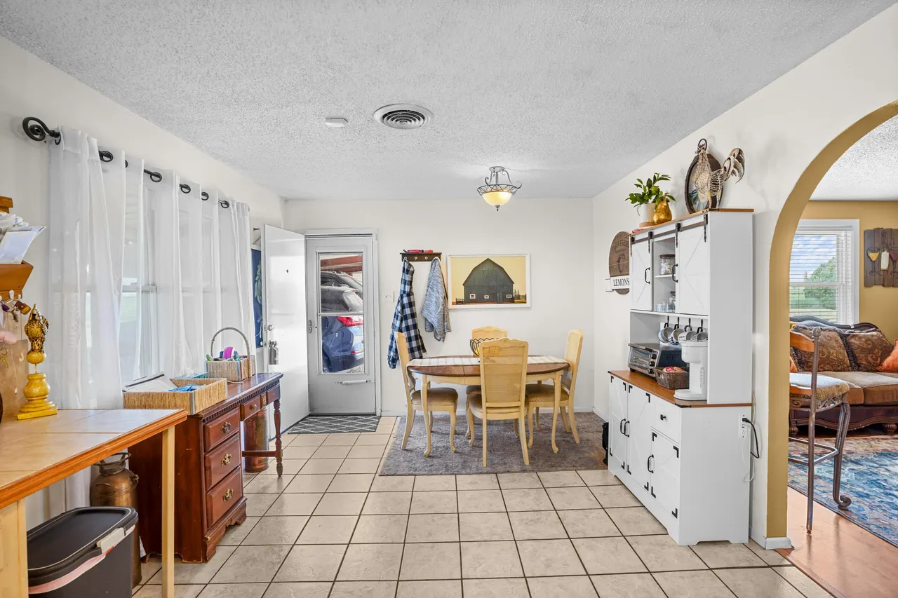 Photo 6 — 5306 E Erskine Street, Lubbock, TX 79403