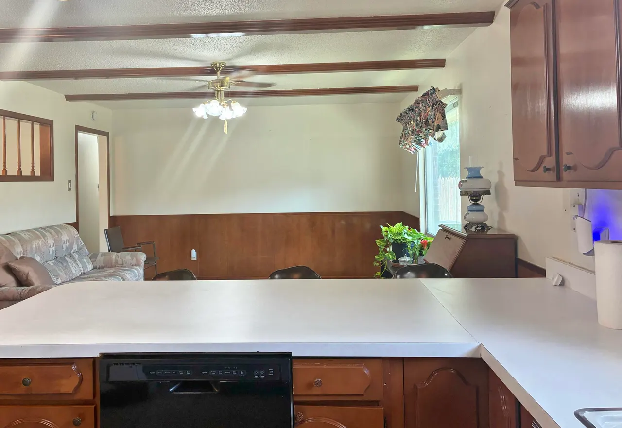 Photo 17 — 2005 70th Street, Lubbock, TX 79412