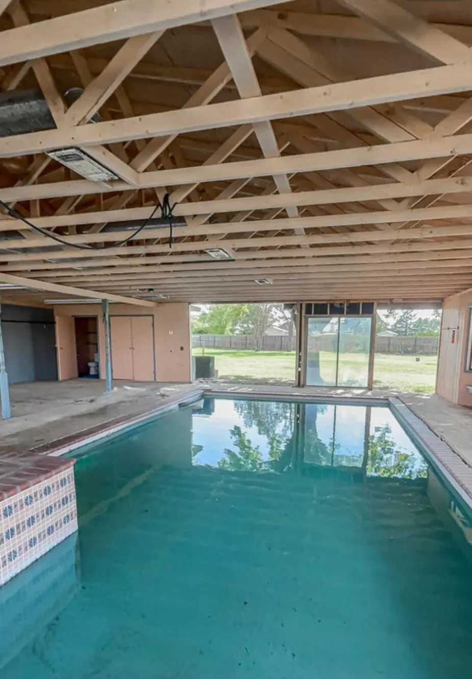 Photo 71 — 1690 W US Highway 70, Plainview, TX 79072