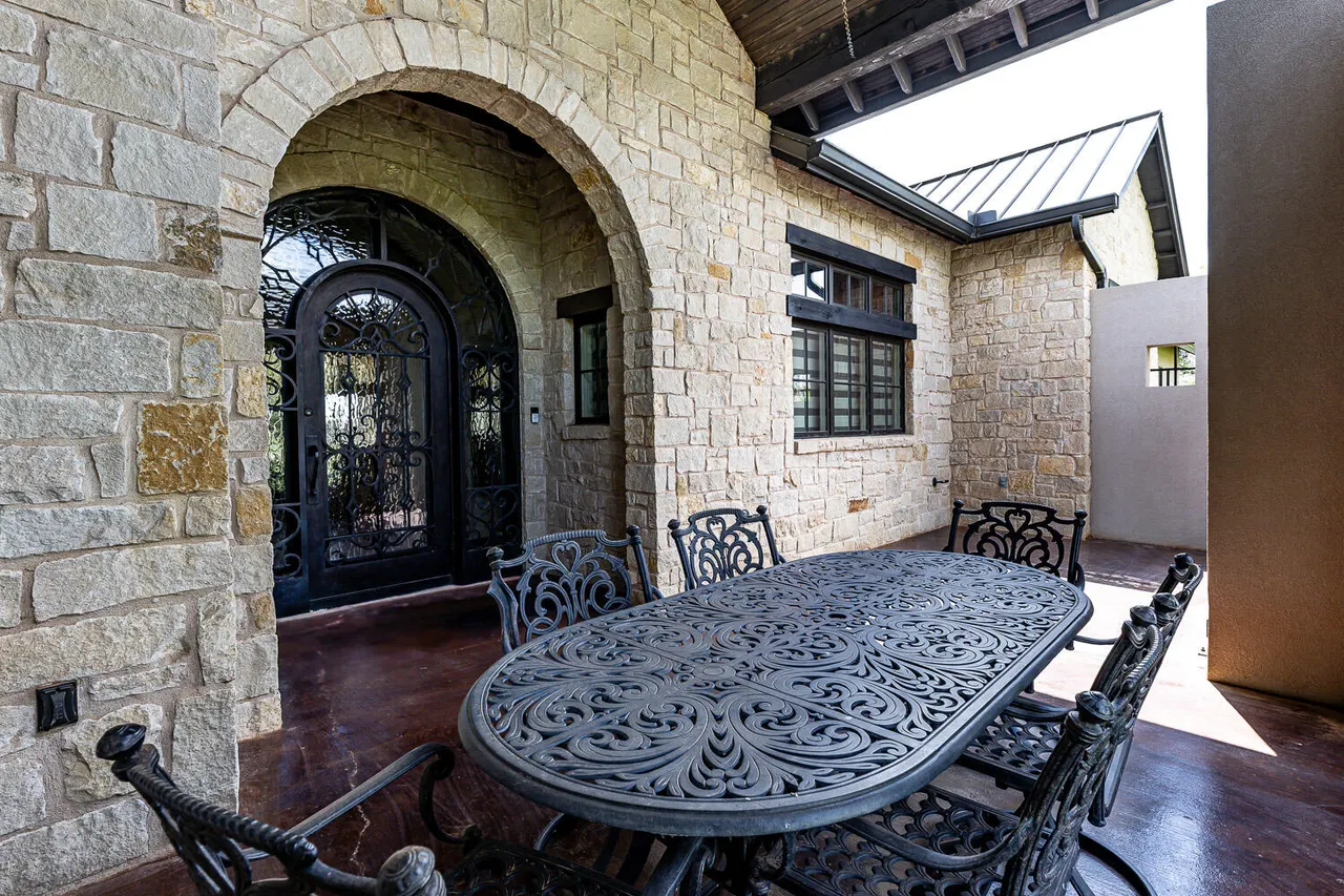Photo 9 — 8117 County Rd 6220, Shallowater, TX 79363