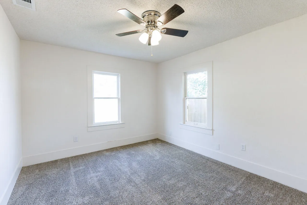 Photo 18 — 255 W Panhandle Street, Slaton, TX 79364