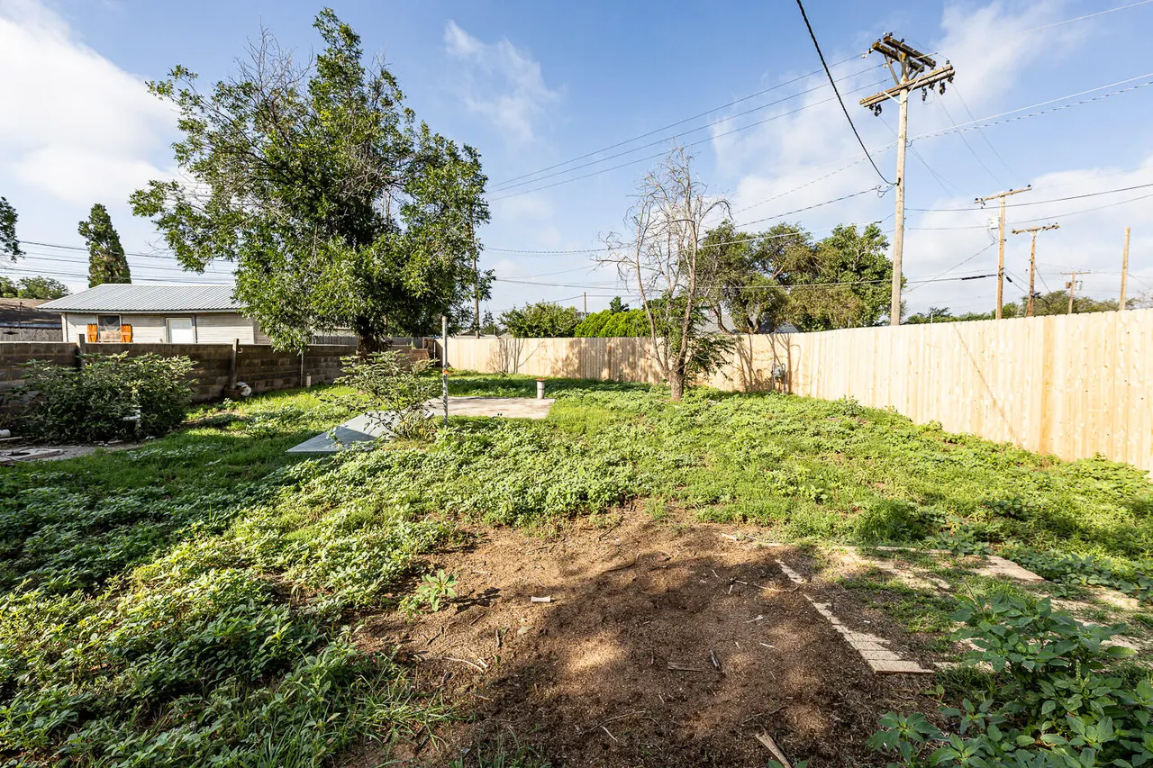 Photo 37 — 255 W Panhandle Street, Slaton, TX 79364