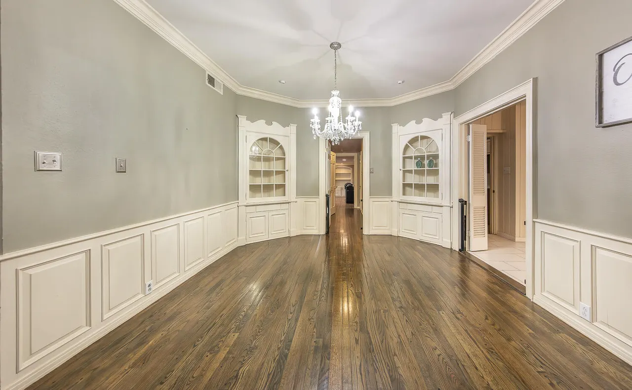 Photo 6 — 5104 19th Street, Lubbock, TX 79407