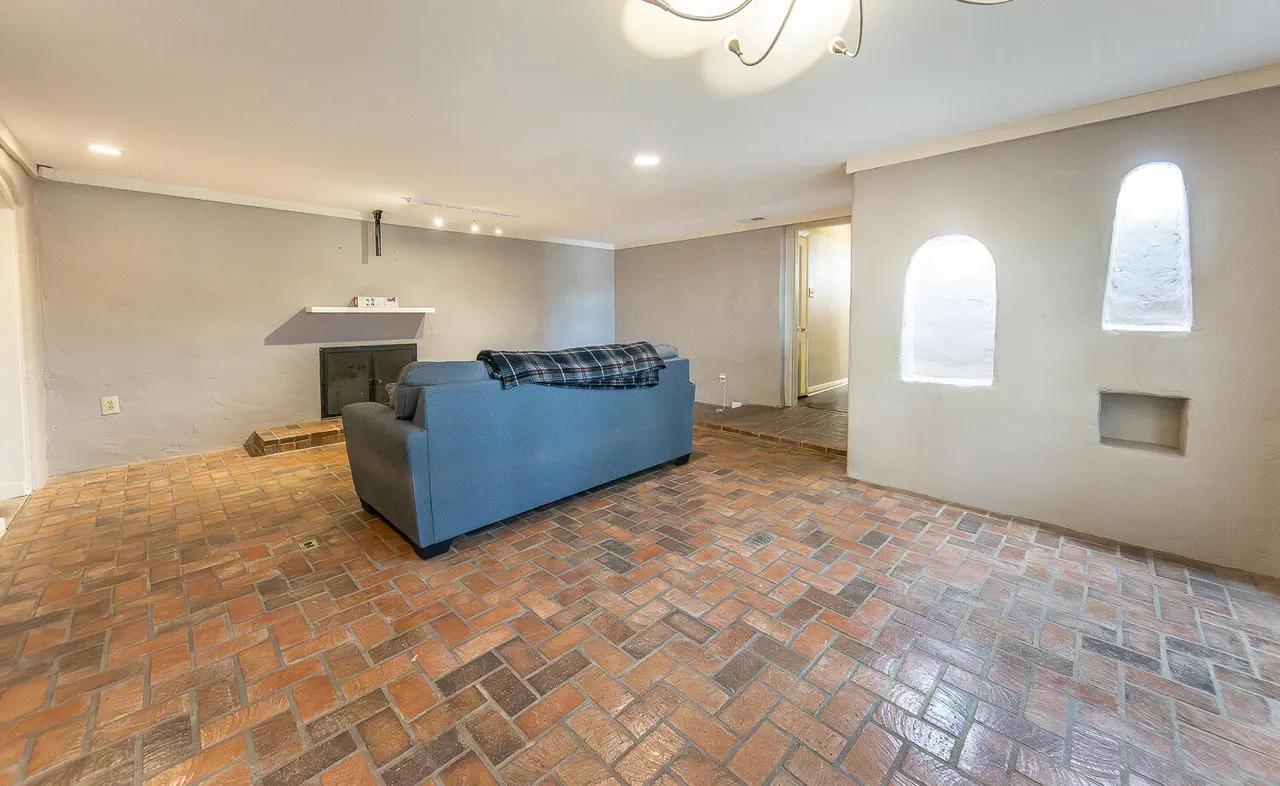 Photo 25 — 5104 19th Street, Lubbock, TX 79407