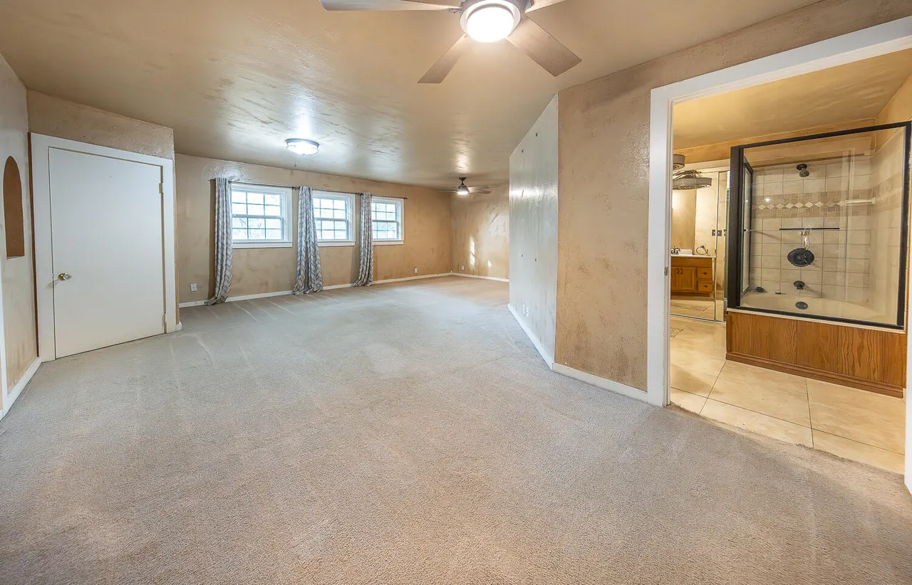 Photo 27 — 5104 19th Street, Lubbock, TX 79407