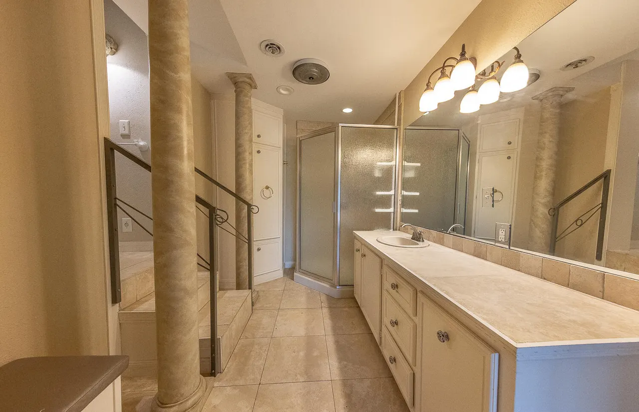 Photo 35 — 5104 19th Street, Lubbock, TX 79407