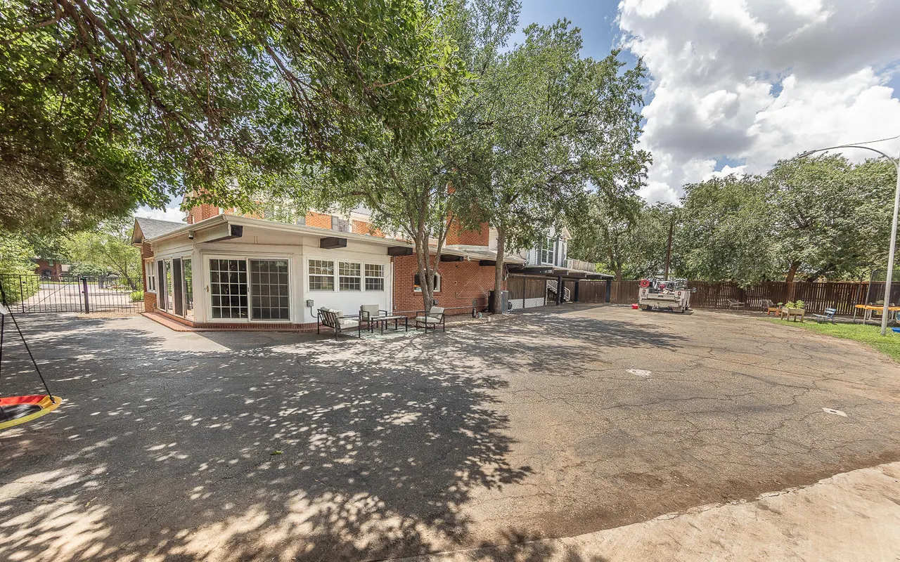 Photo 49 — 5104 19th Street, Lubbock, TX 79407