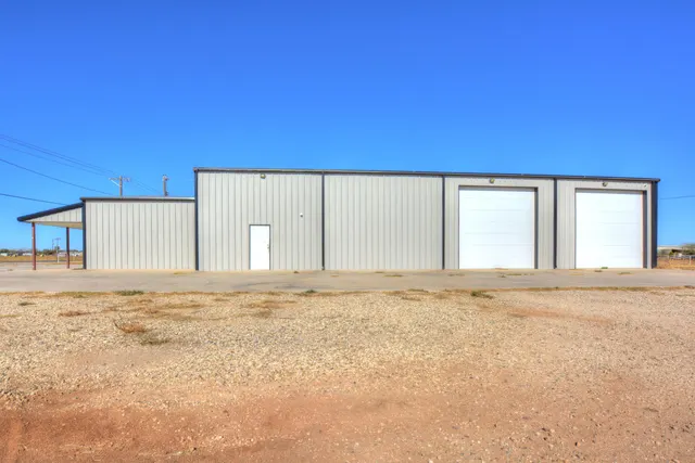 Photo 4 — 1511 Private Rd 7325, Lubbock, TX 79423