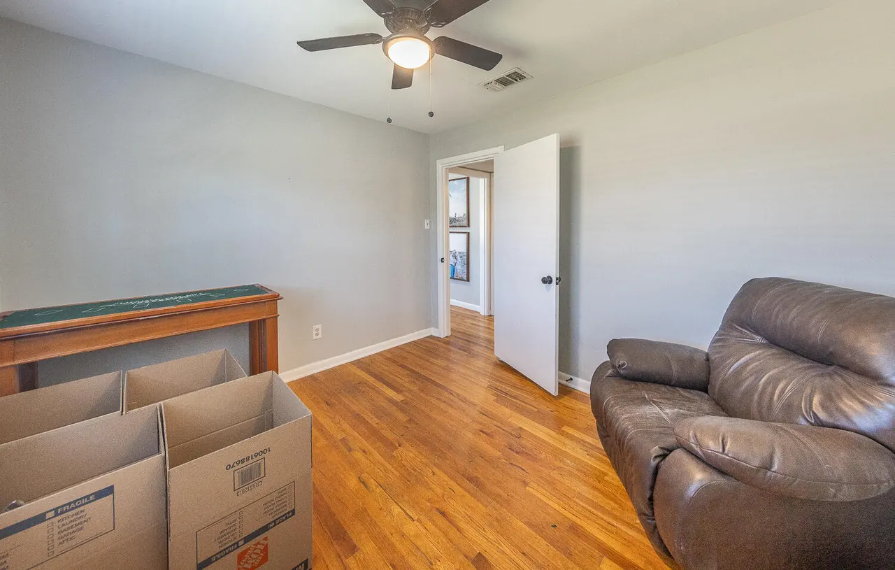 Photo 12 — 4206 42nd Street, Lubbock, TX 79413