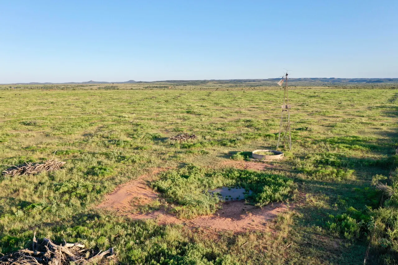 Front exterior — 0 FM 689, Quitaque, TX 79255