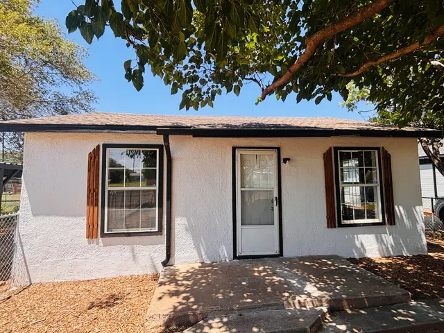 Photo 2 — 1108 41st Street, Lubbock, TX 79412