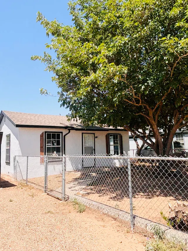 Photo 4 — 1108 41st Street, Lubbock, TX 79412