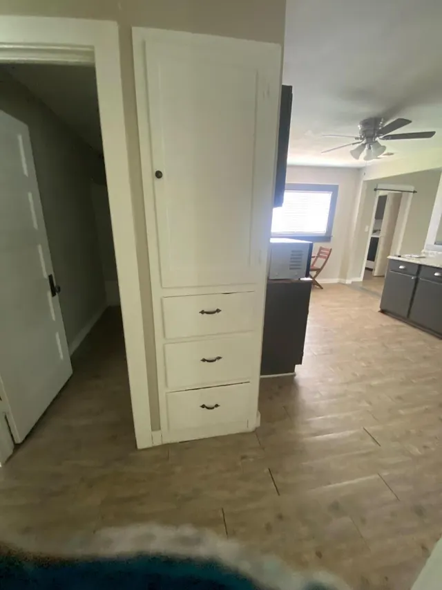 Photo 5 — 207 E 5th Street, Sundown, TX 79372