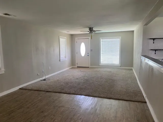 Photo 2 — 207 E 5th Street, Sundown, TX 79372