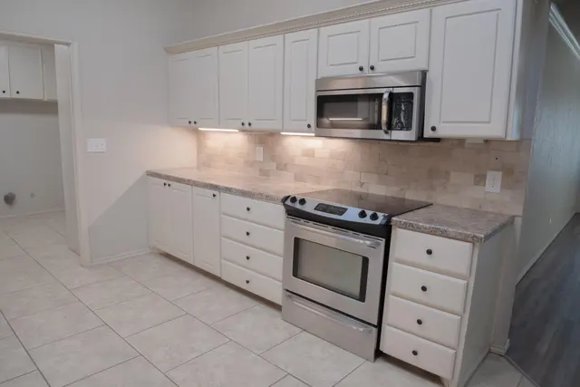 Photo 7 — 5018 57th Street, Lubbock, TX 79414
