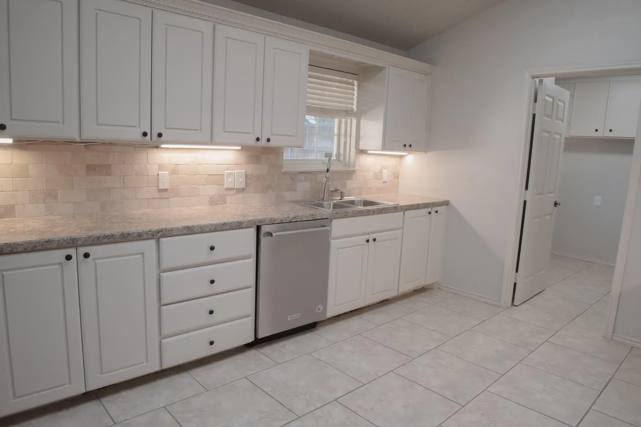Photo 9 — 5018 57th Street, Lubbock, TX 79414