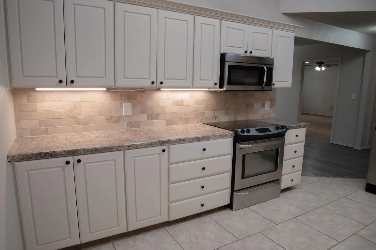 Photo 11 — 5018 57th Street, Lubbock, TX 79414