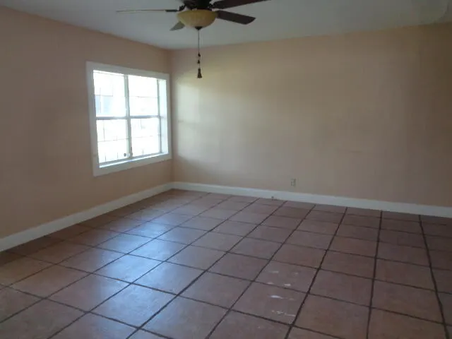 Photo 2 — 1510 28th Street, Lubbock, TX 79411