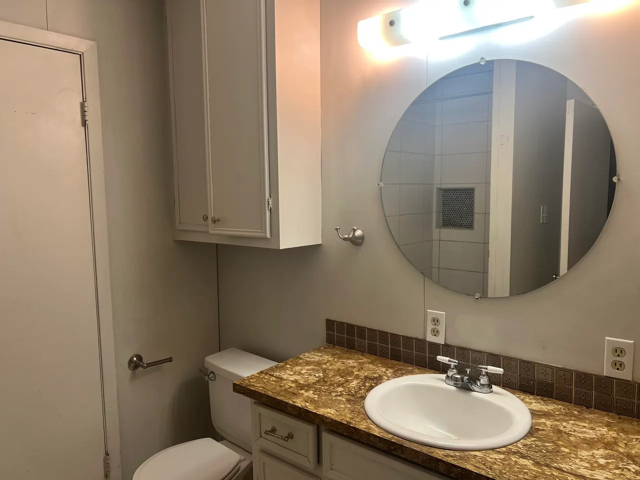 Photo 16 — 2424 33rd Street, Lubbock, TX 79411