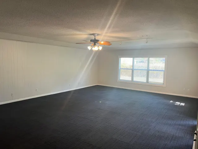 Photo 7 — 2424 33rd Street, Lubbock, TX 79411