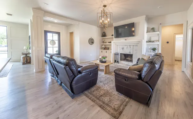 Photo 5 — 1127 16th Street, Shallowater, TX 79363